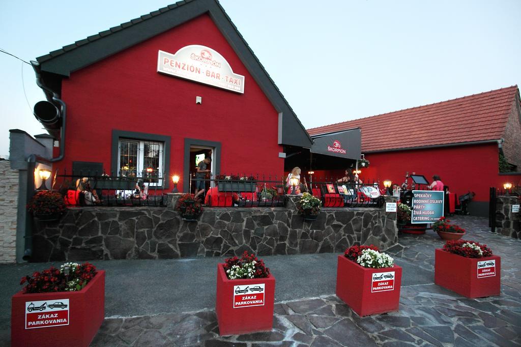 Penzion Skorpion Senec Exterior photo